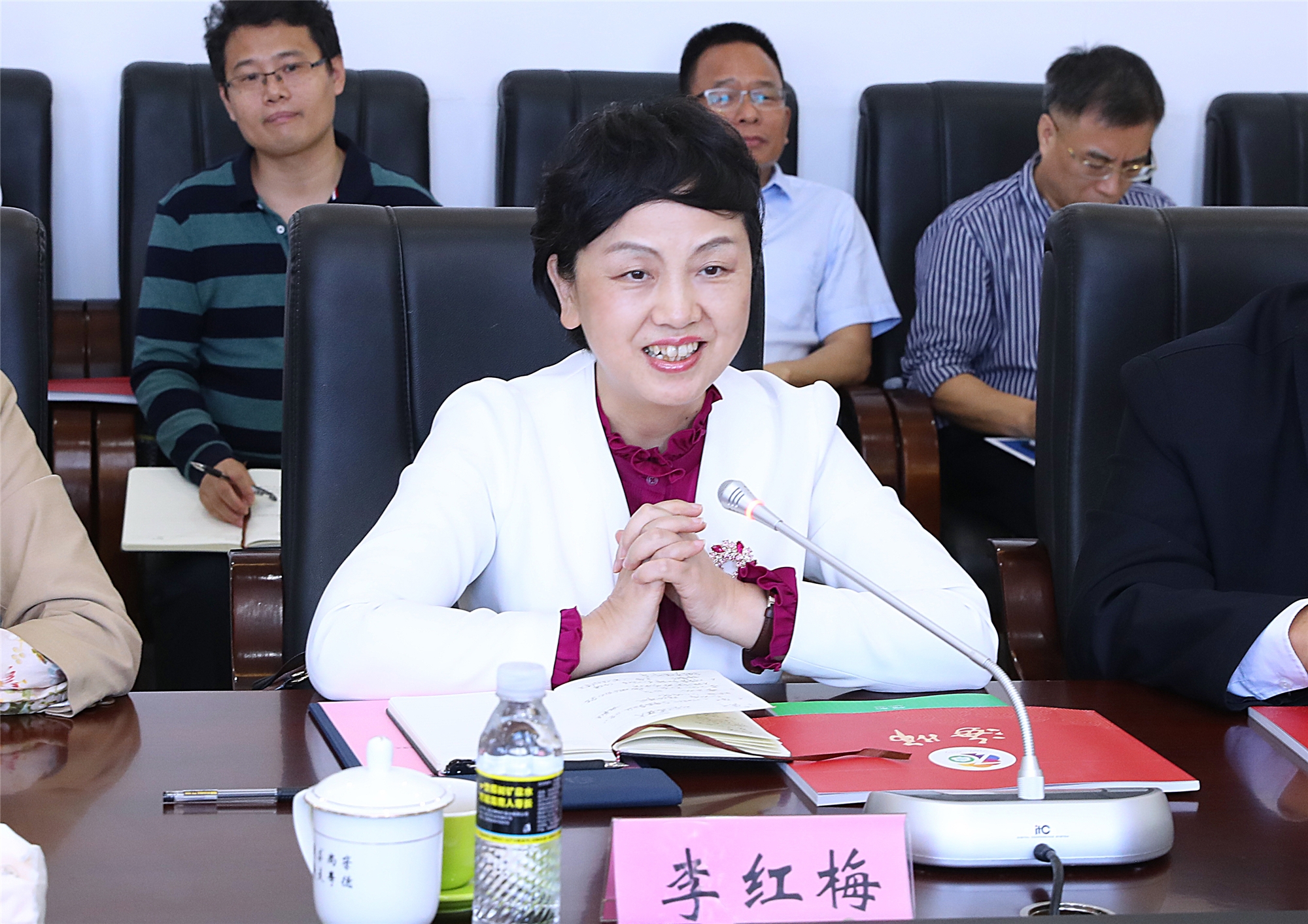 教育部教师工作司司长任友群来我校调研