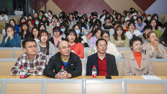 1638954267938901.jpg 宣传部副部长程掀和国教院部分领导参加国际文化礼仪习俗公益讲座_20211208165851.jpg