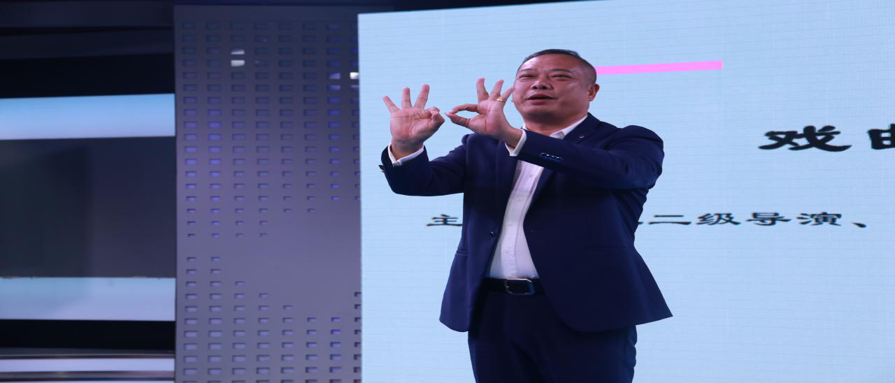 我院与海口市琼剧团联合开展琼剧艺术进校园活动