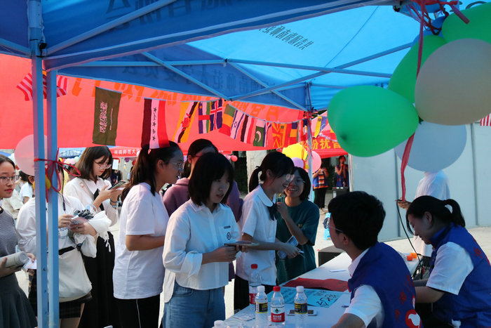 志愿服务嘉年华③.jpg