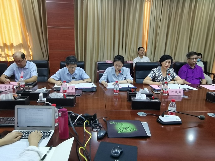 我校与俄罗斯圣彼得堡国立电影电视大学召开两校校长视频会议