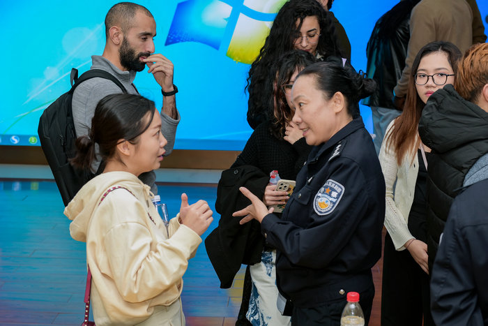 1703129860311985.jpg 3.jpg