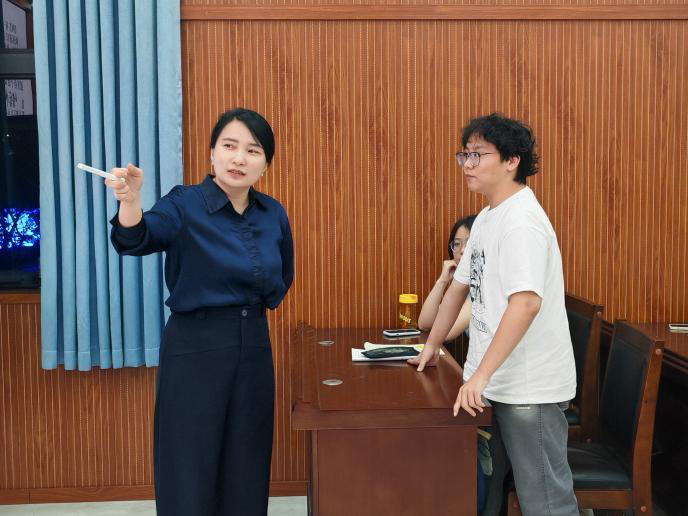 海马论坛第二十八期:马克思主义学院举办“核心素养导向下中学政治课堂的建构”讲座