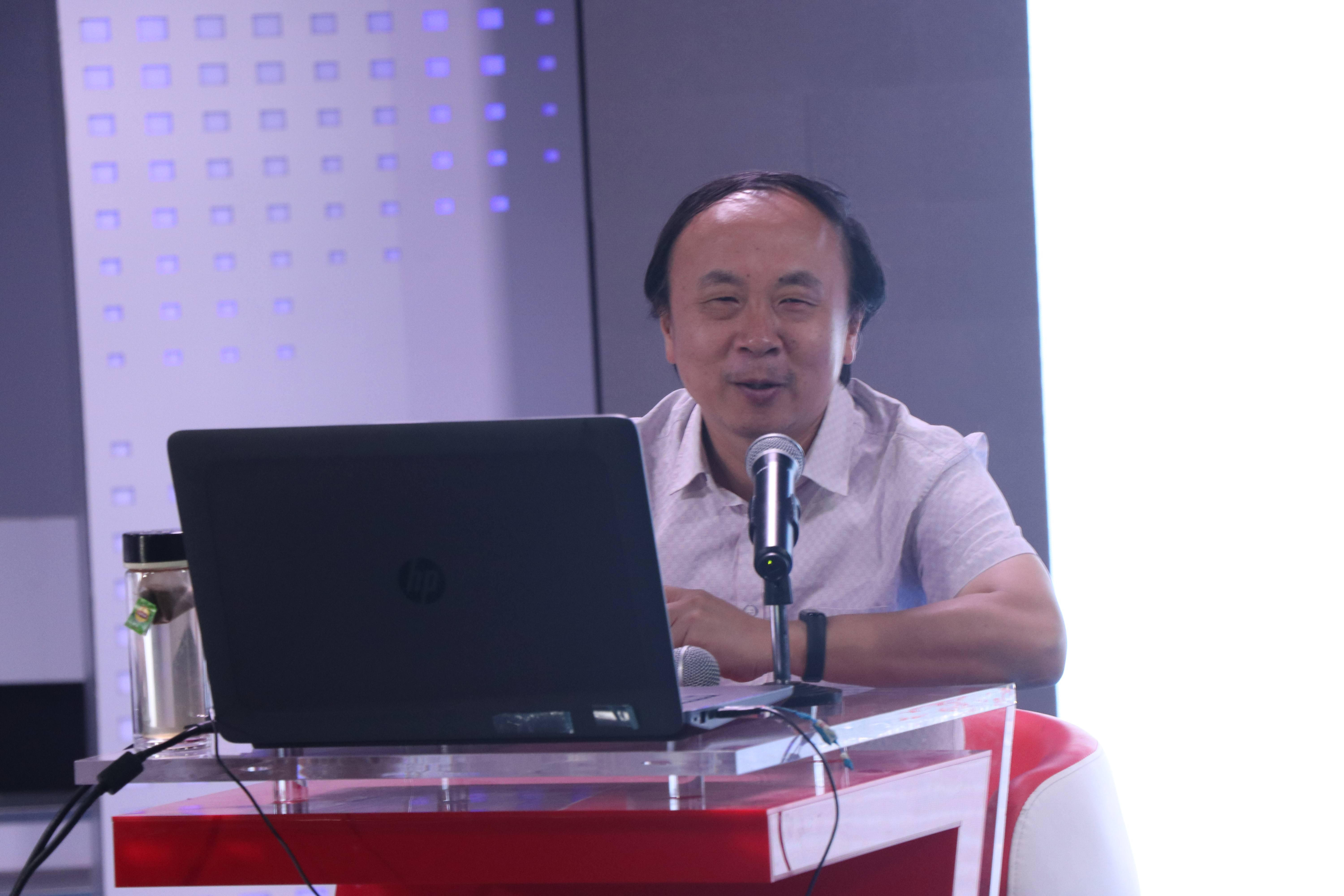 庹继光：记者真相追寻中的法律规范与保护