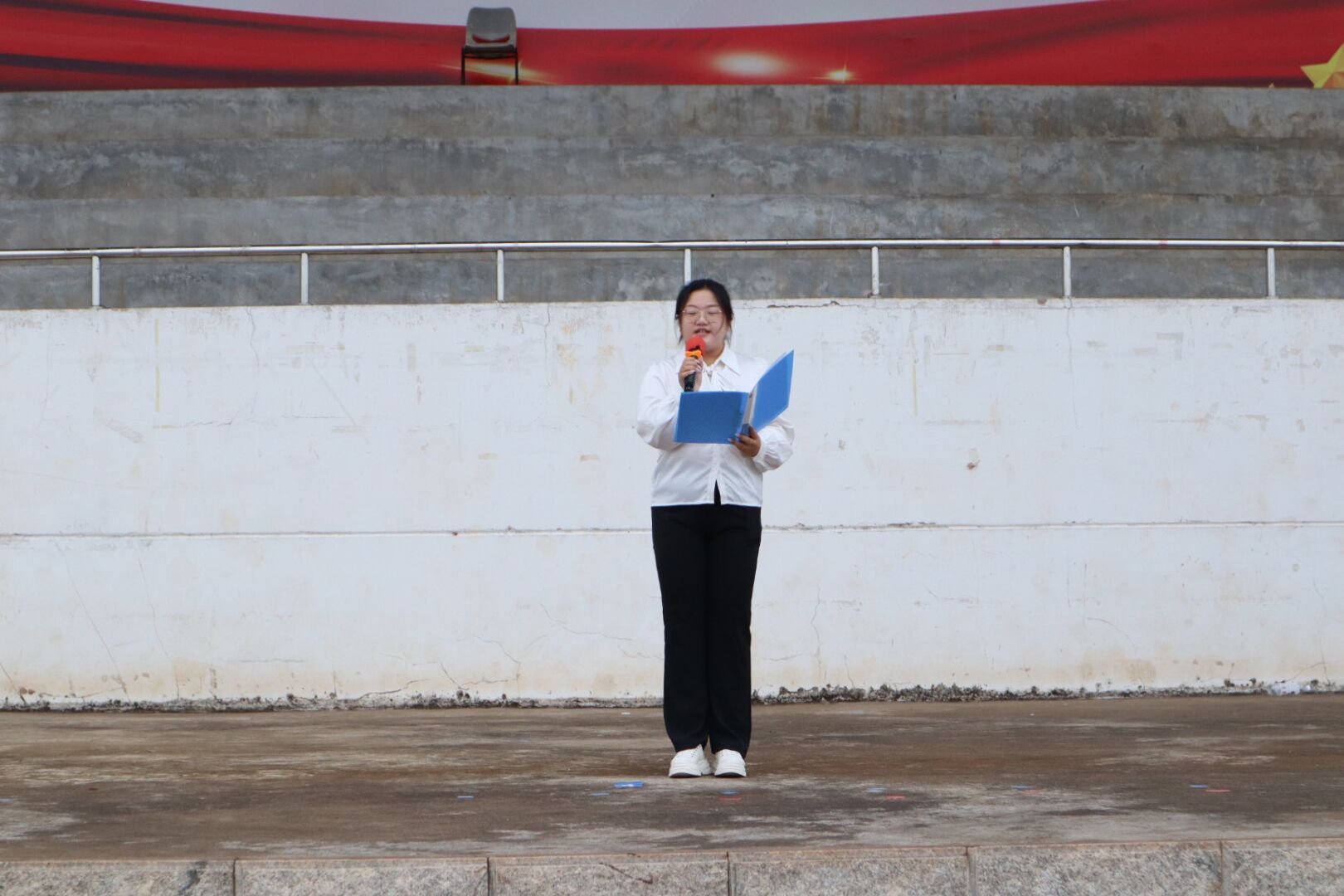 勇担复兴重任，争做有为青年——“国旗下的讲话”暨爱国主义教育主题团日活动