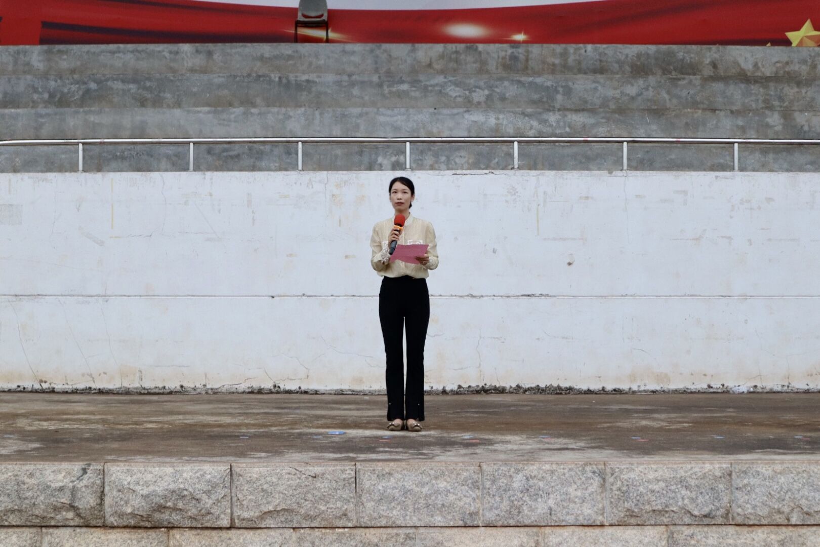 勇担复兴重任，争做有为青年——“国旗下的讲话”暨爱国主义教育主题团日活动