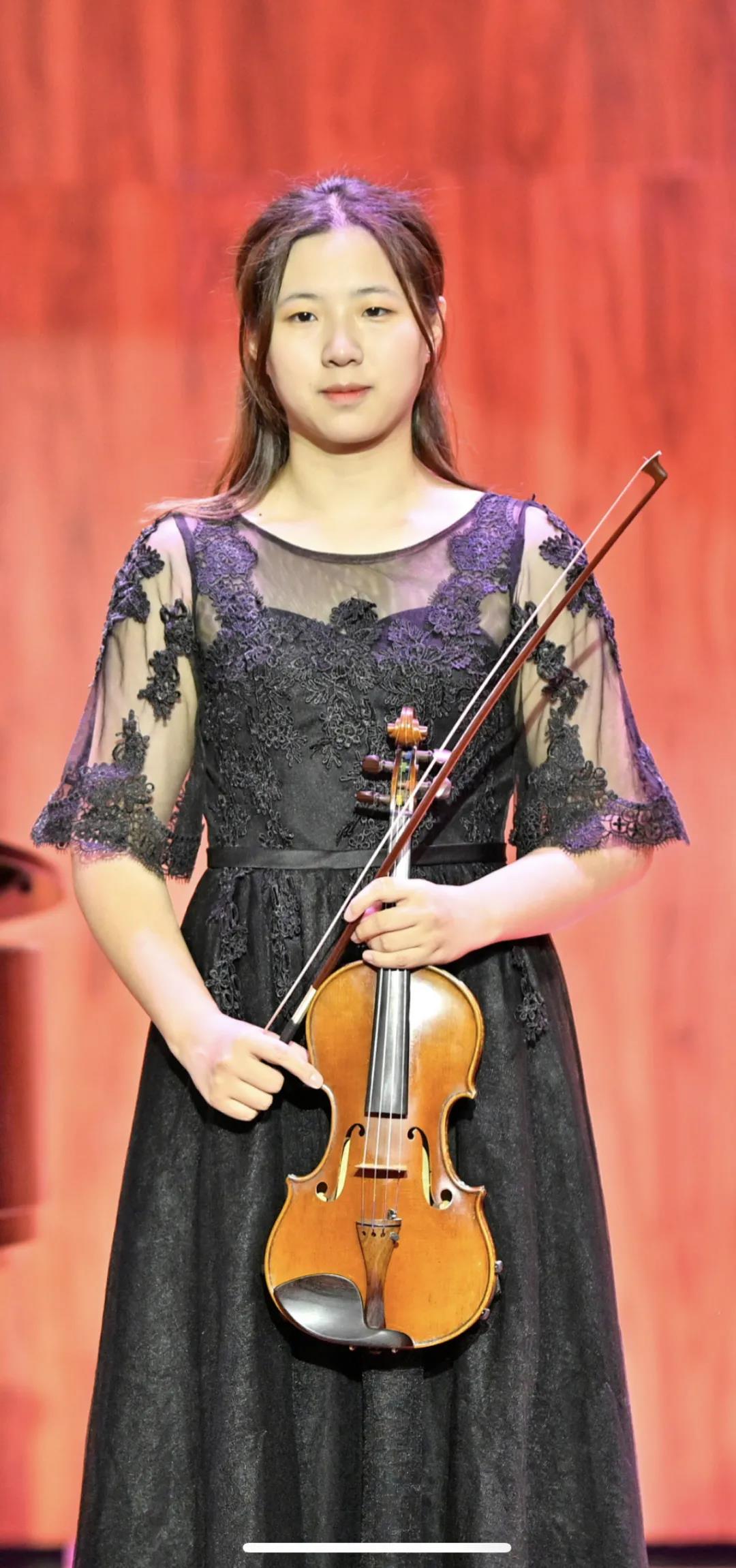 这位首席是学霸