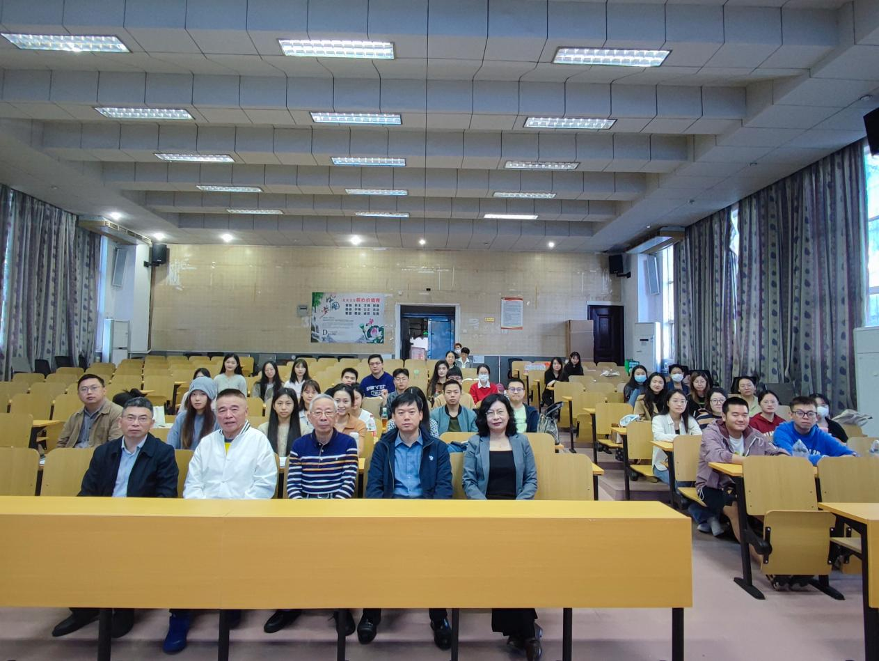 2023南海“海上丝路”与海洋文化新闻学子创新论坛在海南师范大学顺利召开