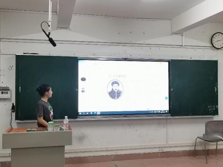 历史文化学院举办第十期“海翰史学沙龙”：研究生读书分享会