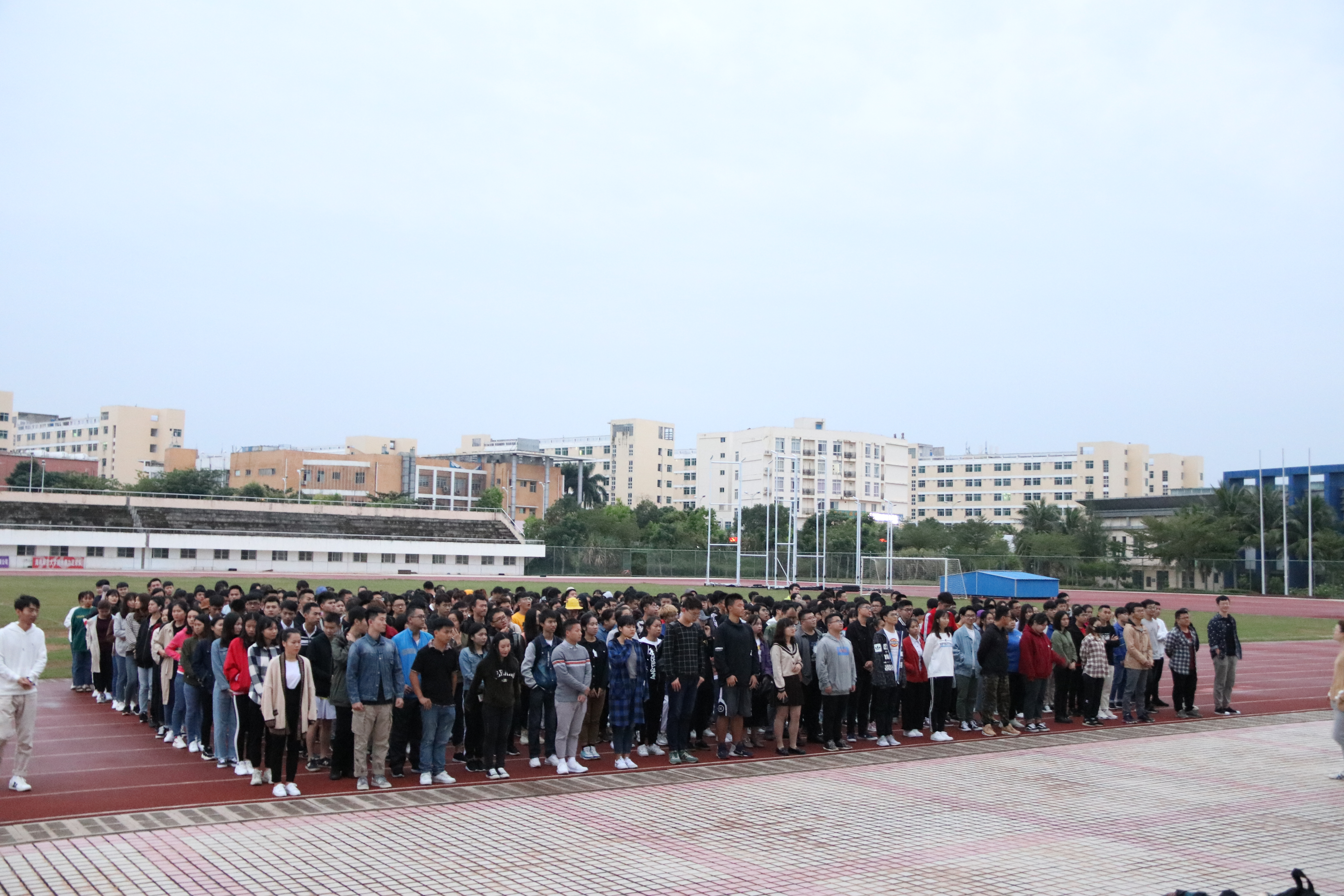 法学院开展“国旗下的讲话”活动