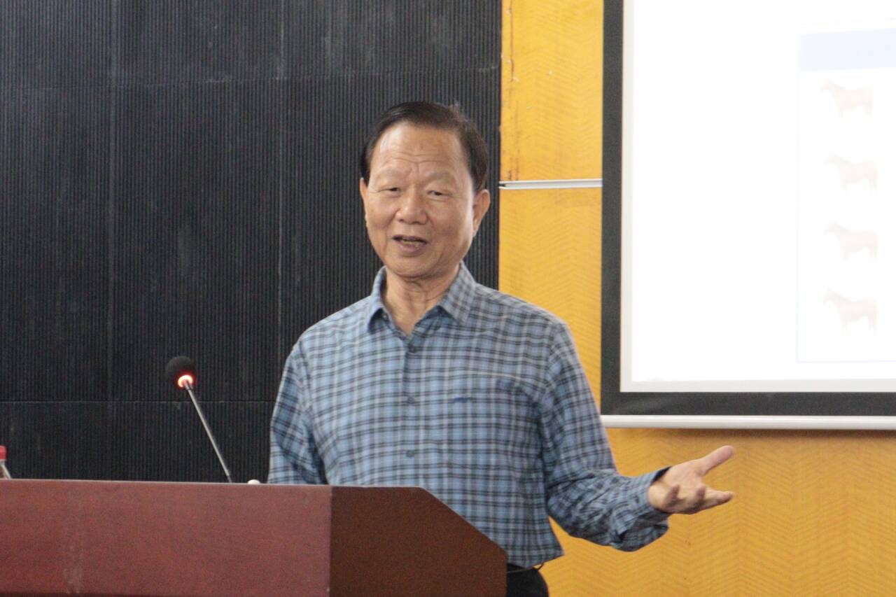 华南师范大学莫雷教授应邀到我校讲学