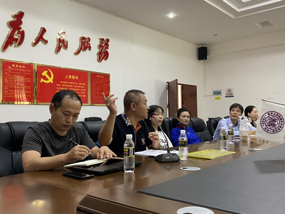 海南师范大学音乐学院研究团队赴儋州两所中学调研