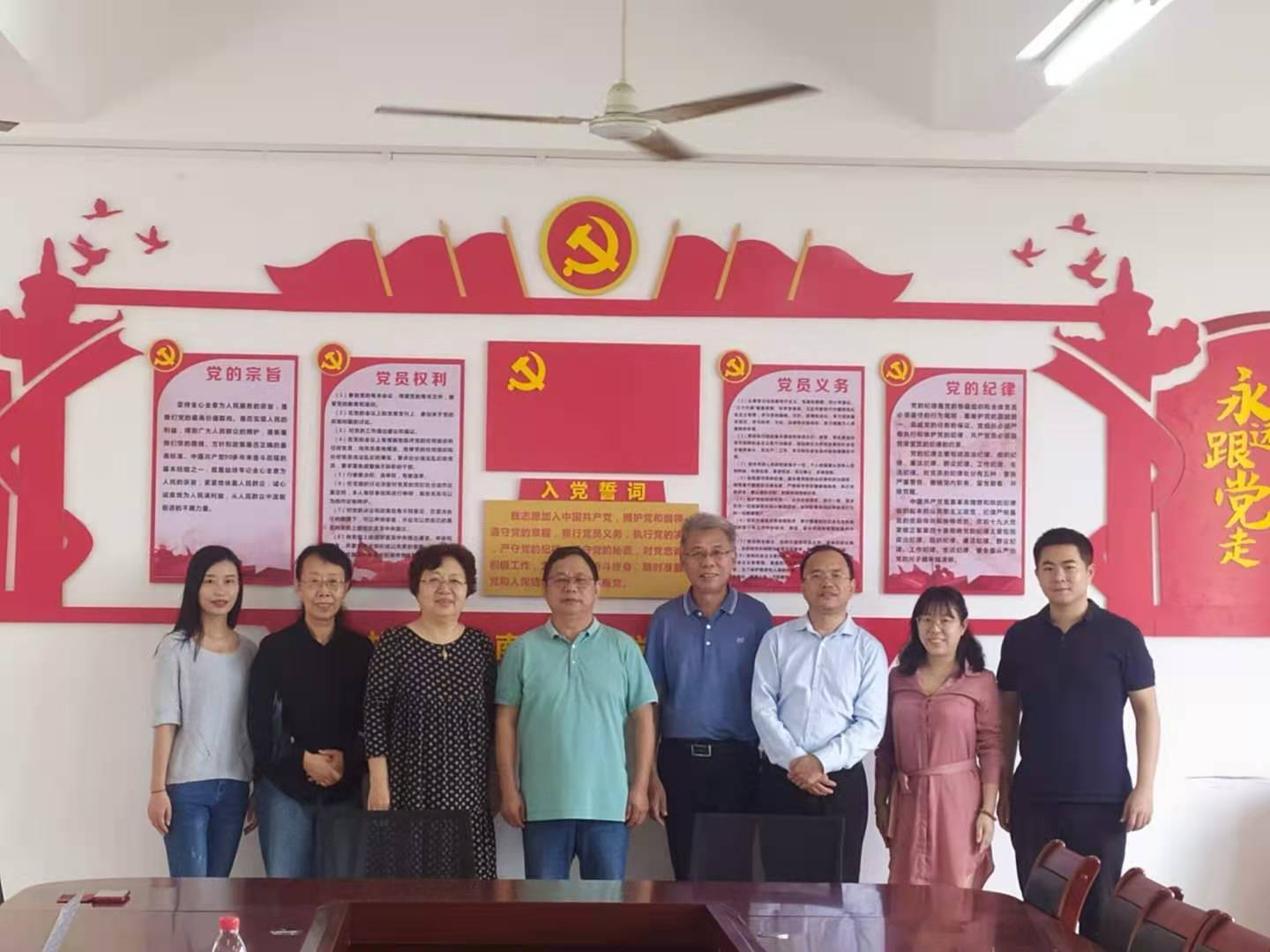 海南师范大学法学院成功召开“海南自由贸易港背景下民族法治文化田野调研与研究”座谈会