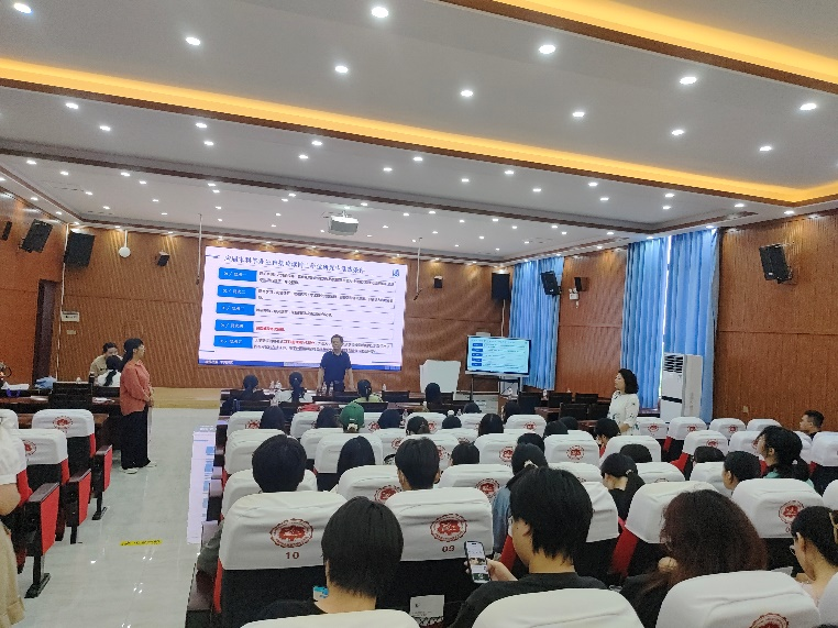 中国地质大学(北京)马克思主义学院一行到我院进行招生宣讲