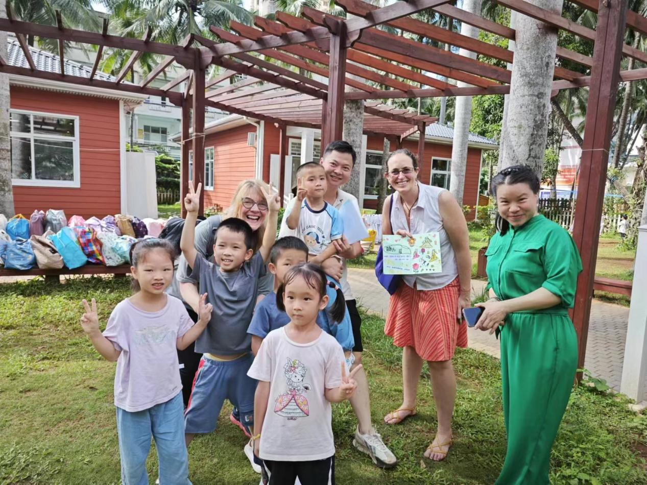 教育学院学前教育专业（中美合作办学）项目美籍教师到附属幼儿园共探教育理念