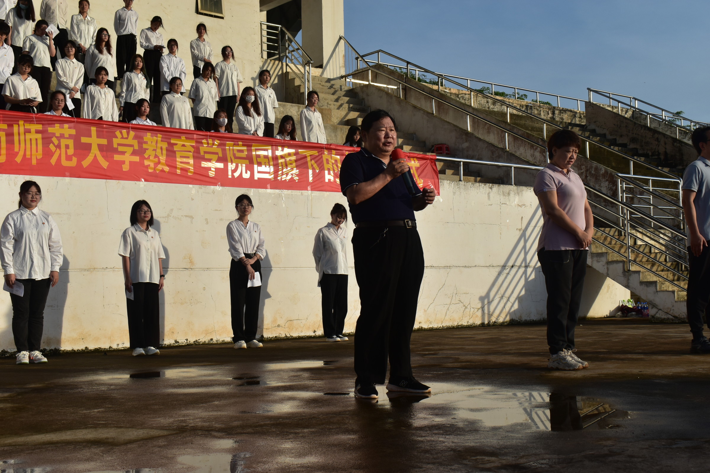 青年之声・教育学院“礼赞建团百年，做有担当青年”升旗仪式