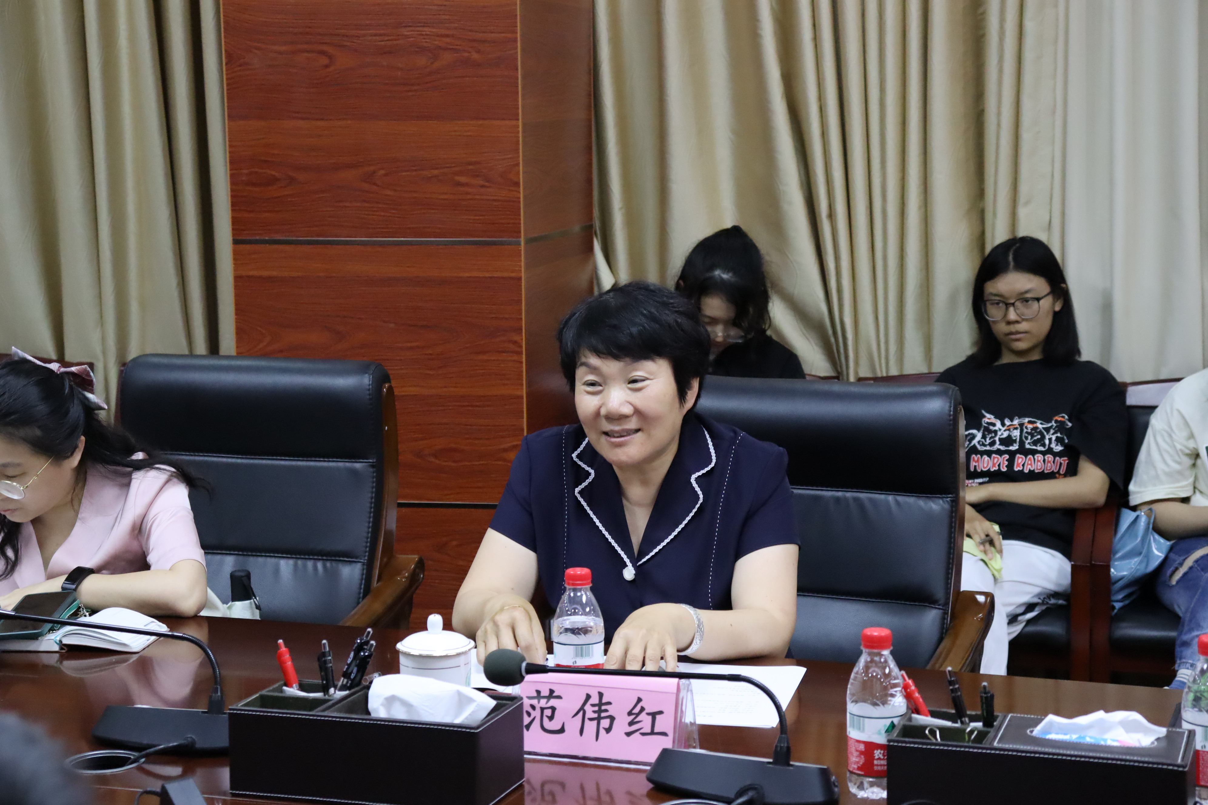 西南政法大学赵万一教授受邀来我院开展学术交流