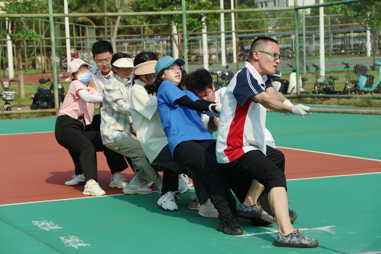 青年之声｜记海南师范大学历史文化学院“五四精神传薪火，凝‘绳’聚力拔千钧”五四拔