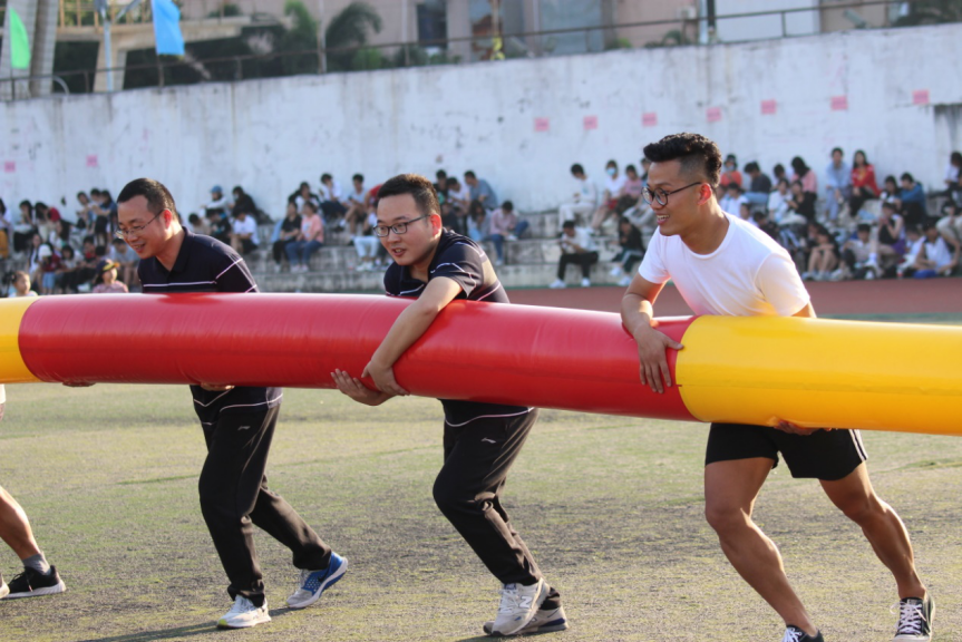 记海南师范大学第37届运动会开幕式历史文化学院风采