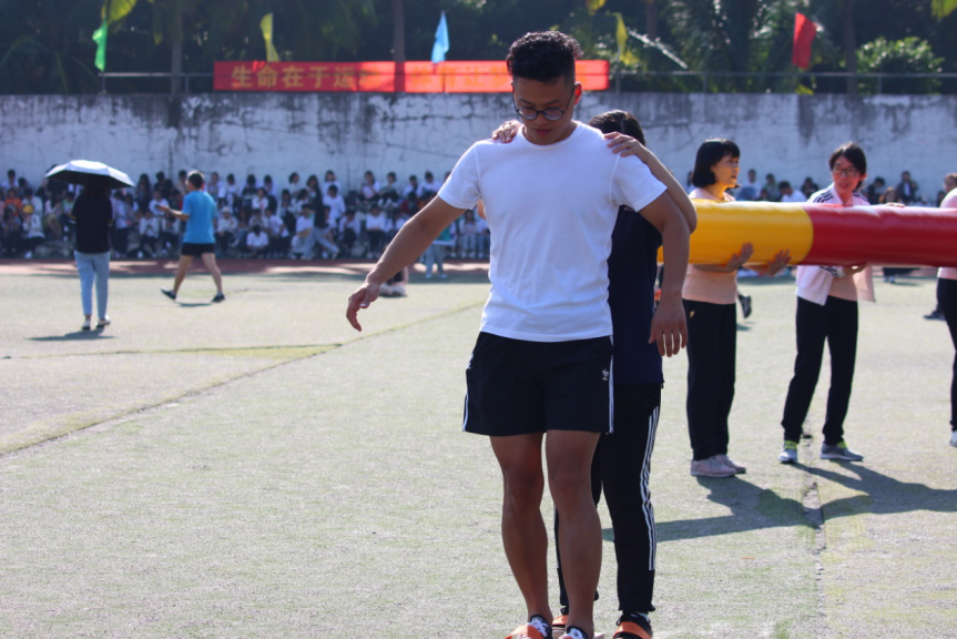 记海南师范大学第37届运动会开幕式历史文化学院风采