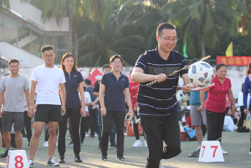 记海南师范大学第37届运动会开幕式历史文化学院风采