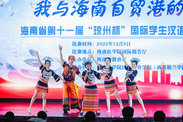 1677123281560423.jpg 爱丽同学演唱歌曲《请到天涯海角来》.jpg