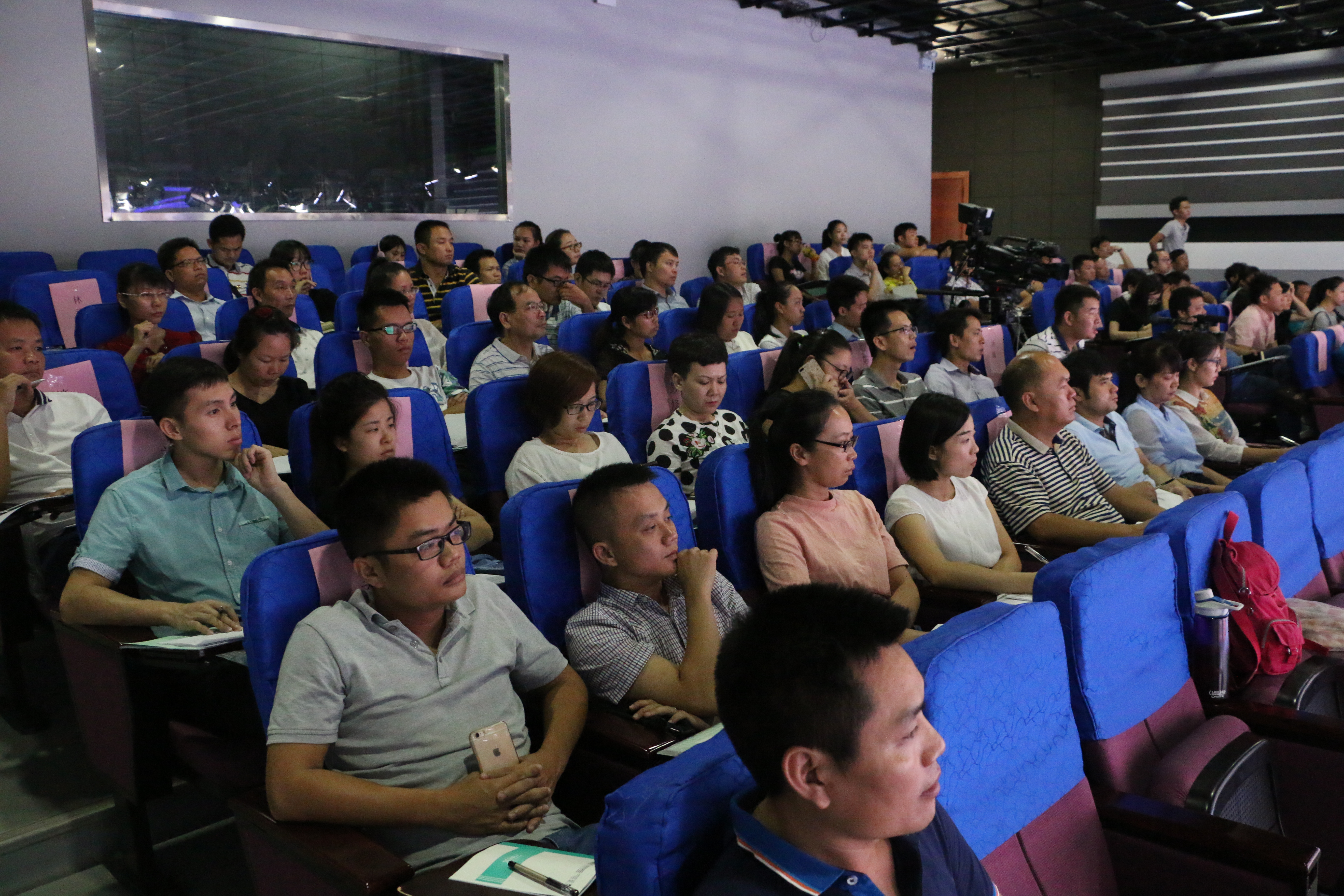 新闻传播与影视学院成功举办海南省基层宣传思想文化干部培训班