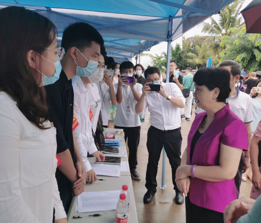 马克思主义学院迎来2020级本科新生