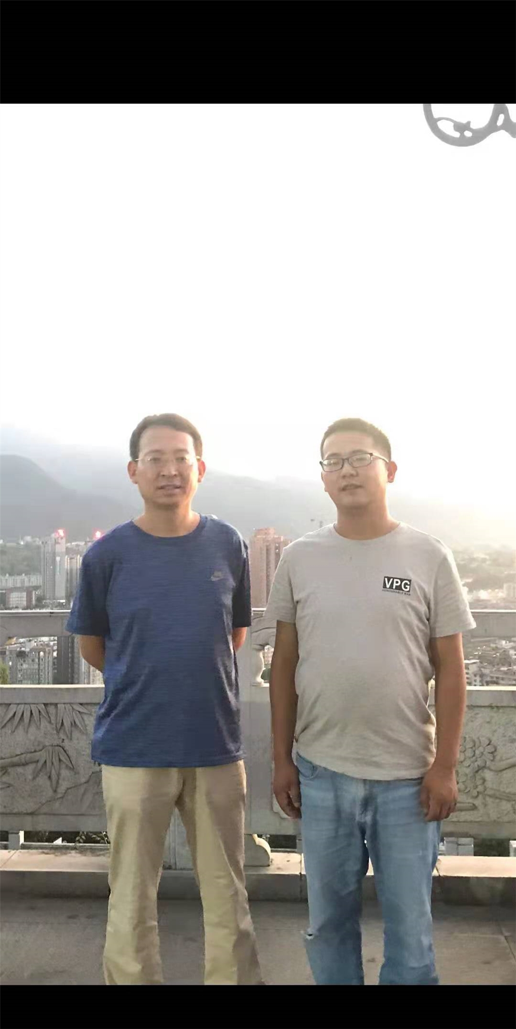 不负苍生  无悔年华