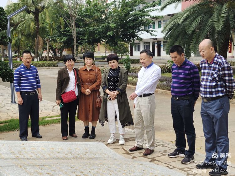 办实事丨学院领导带队走访校友，慰问实习学生