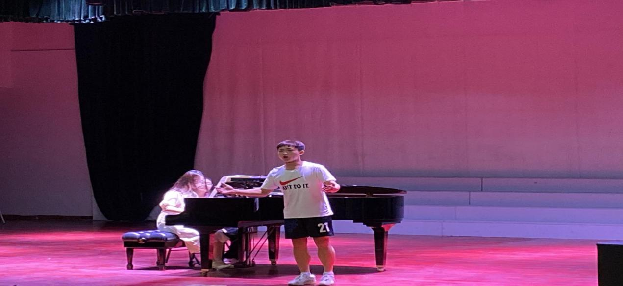 音乐学院开展参加全国和全省五项基本功比赛学生赛前技能审核活动