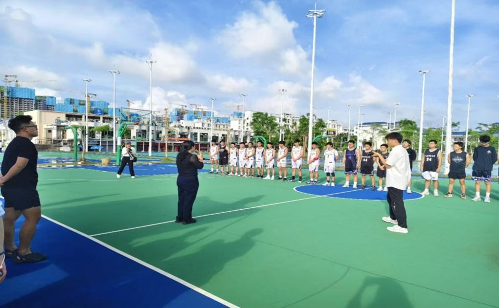 七十五周年校庆专题活动之历史文化学院研究生、本科生“以球会友”篮球赛顺利举行