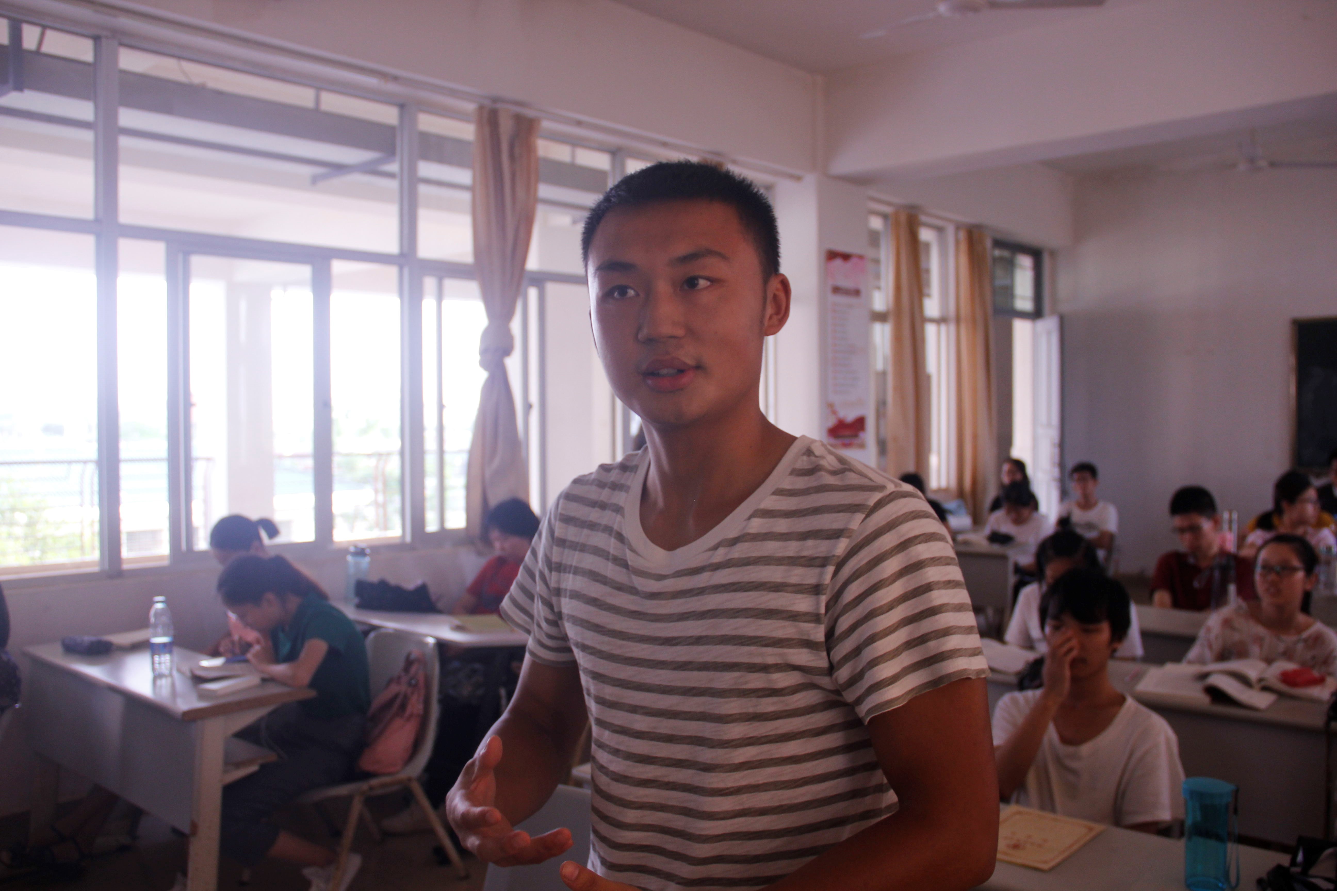 文学院举办“中国历史上有文艺复兴吗”讲座