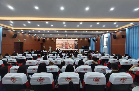 中国人民大学刘建军教授为马院师生做学术报告