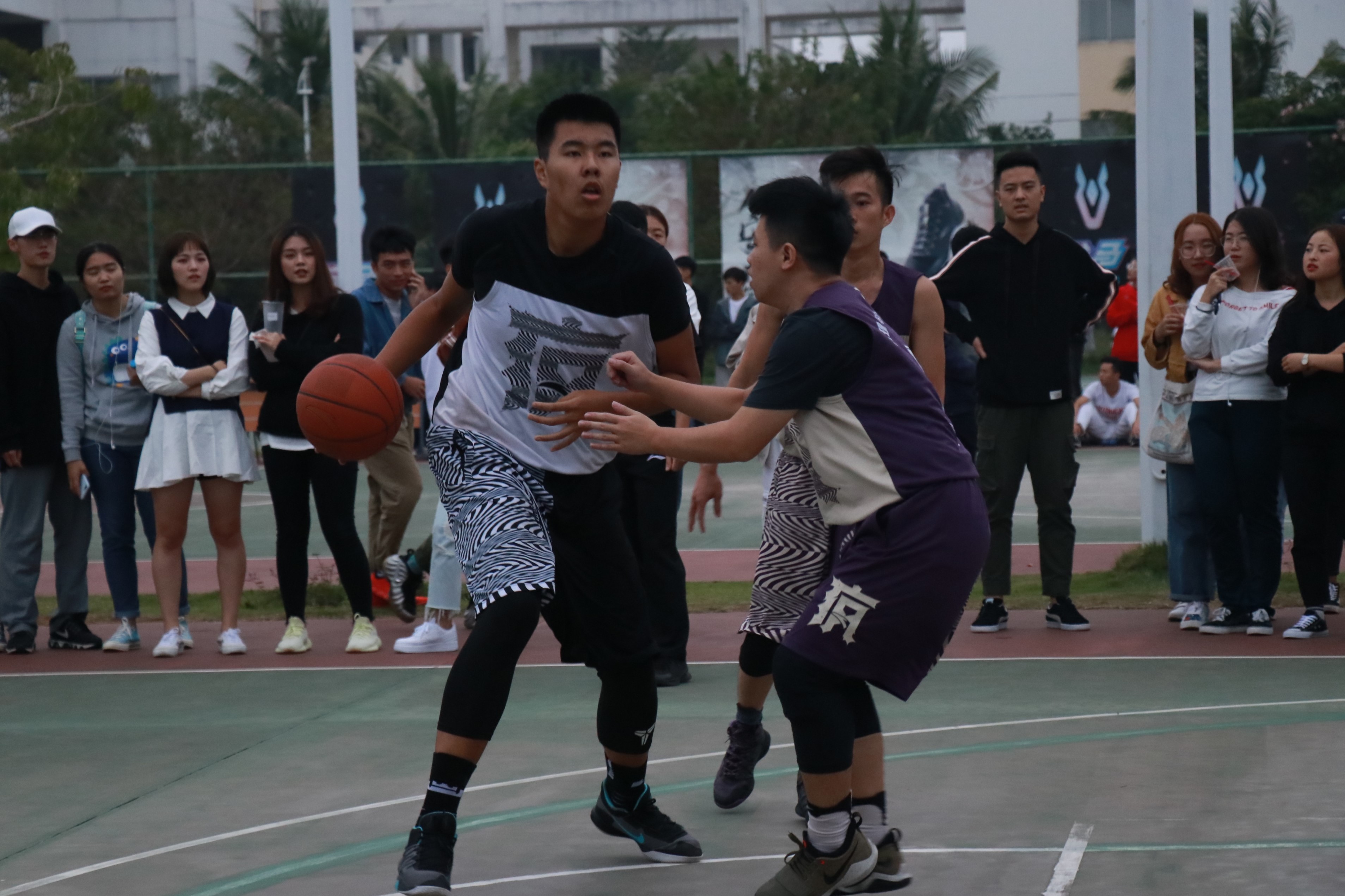 新闻传播与影视学院在我校“迎新杯”篮球赛中取得第四好成绩