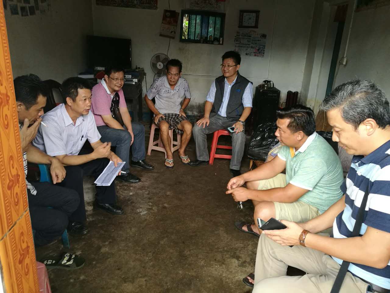 化学与化工学院用科技优势精准扶贫亚欠村贫困户