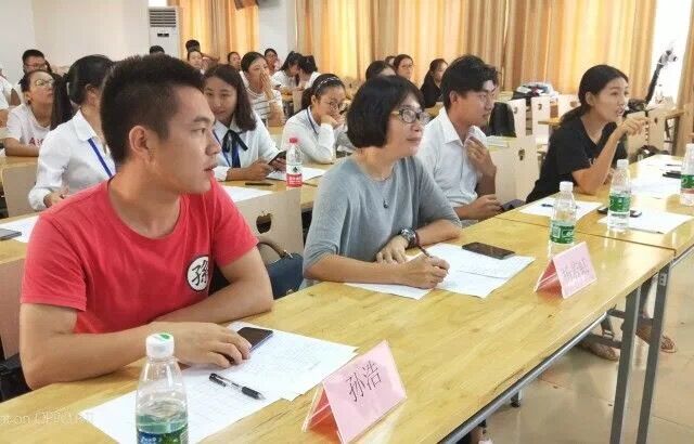 青春思辩，唇语争锋——记青年之声·文学院辩论比赛复赛