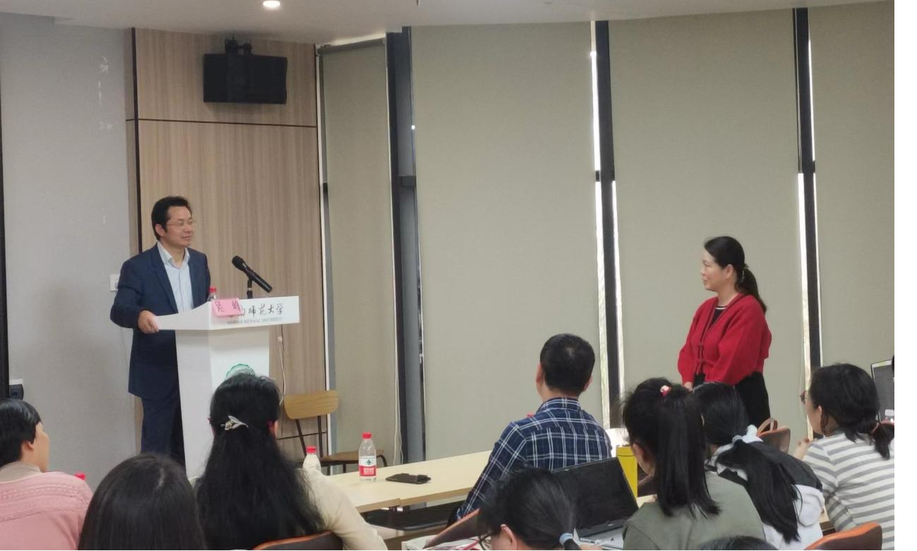 北京大学吴峰教授应邀到教育学院作学术讲座