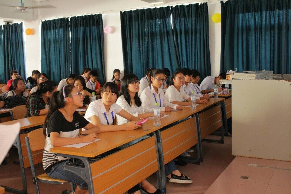 提升技能，追求真知--记物理与电子工程学院专业技能竞赛之色环电阻识别竞赛