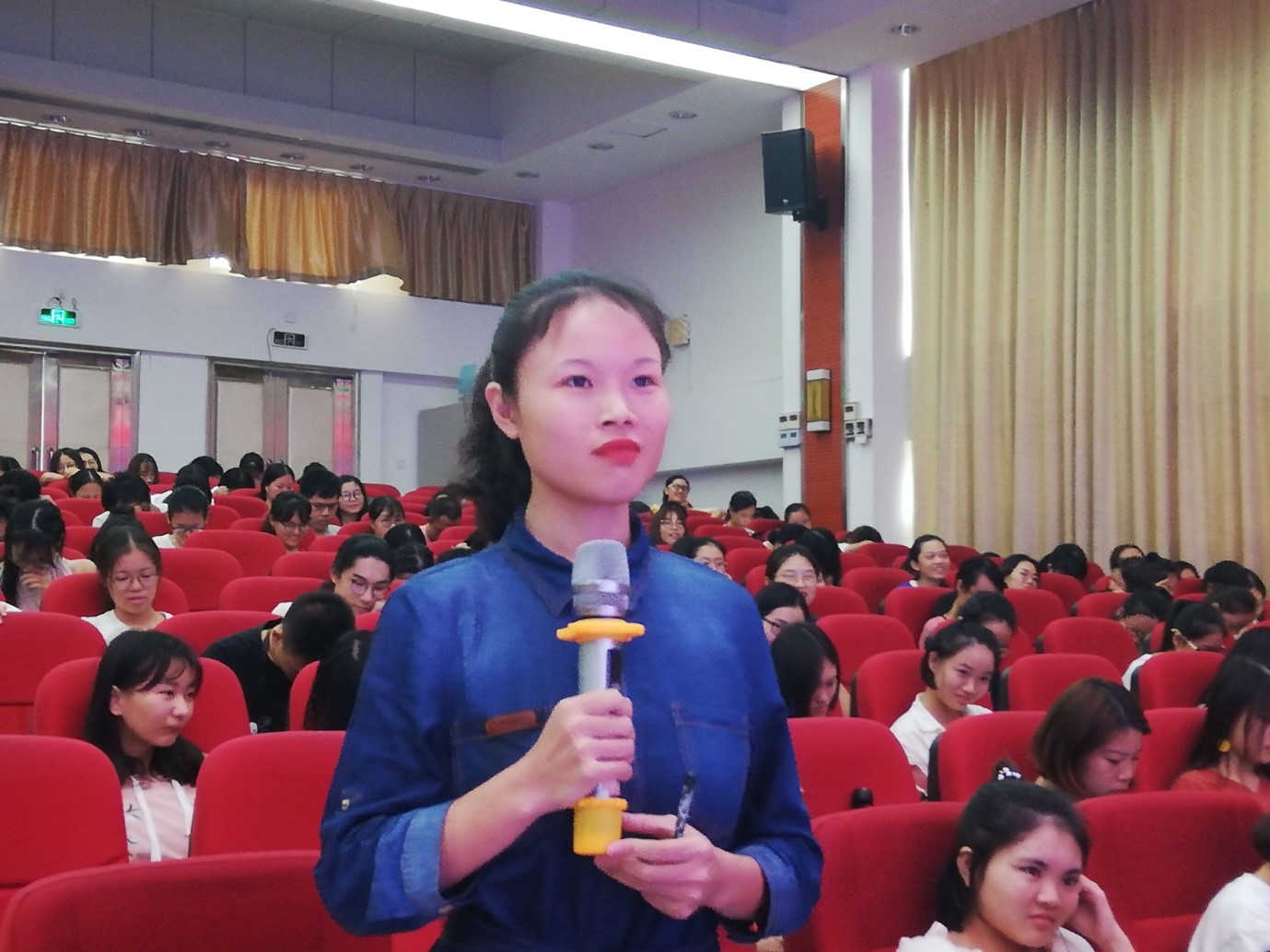 青年之声·记文学院创新创业系列讲座之王治国创业经验分享会