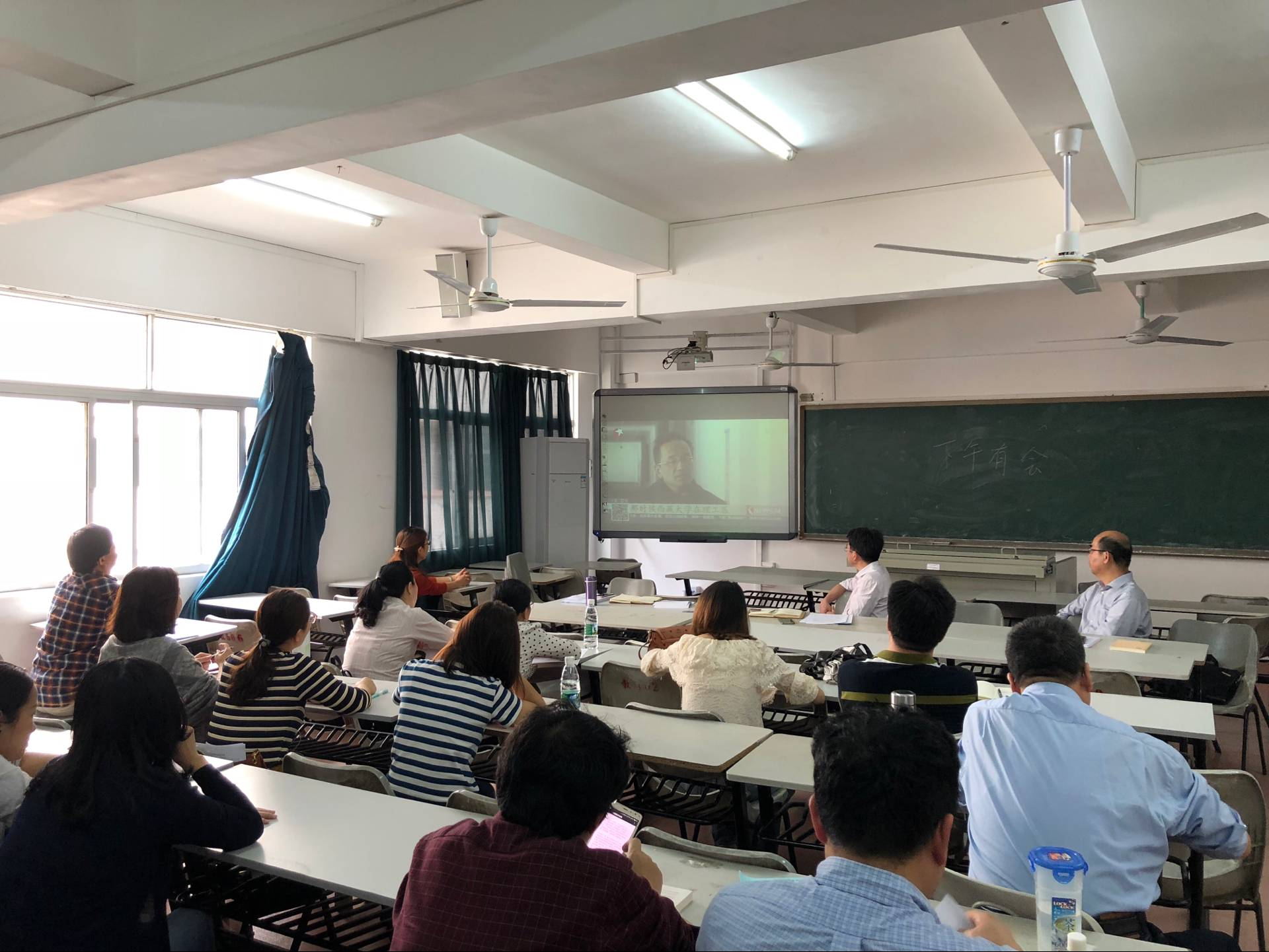 学习钟扬老师精神   做新时代的好老师