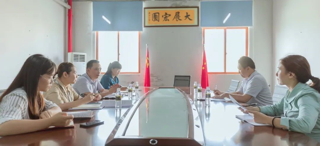 我院赴国际旅游岛商报社调研