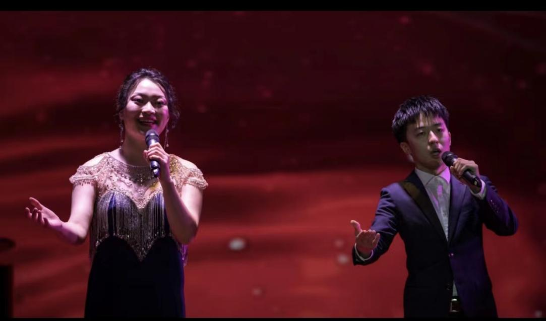 2018级音乐班举办“追梦青春 随心飞扬”毕业晚会