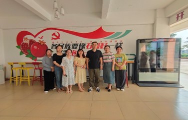 马院走访校友工作报道