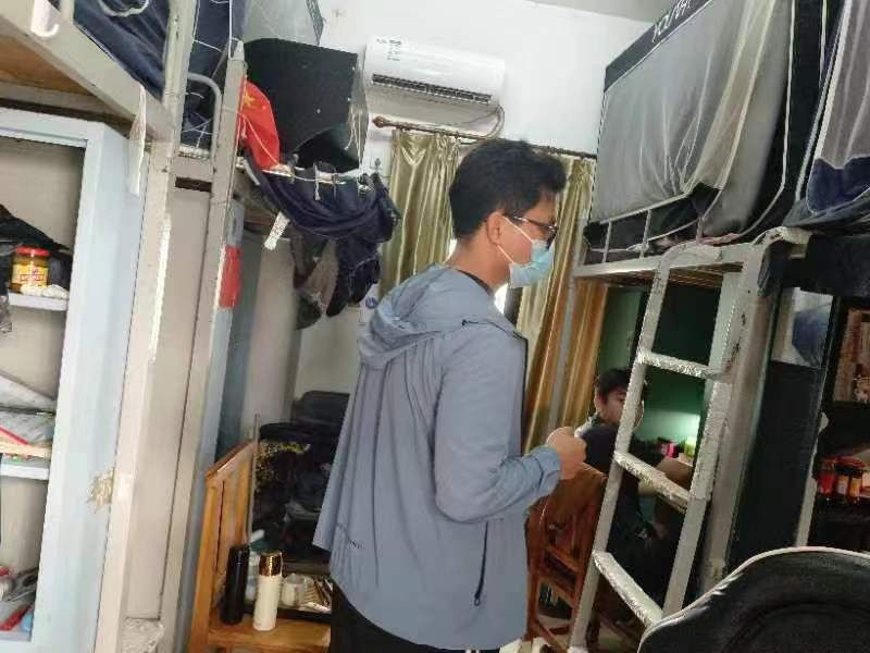 /
