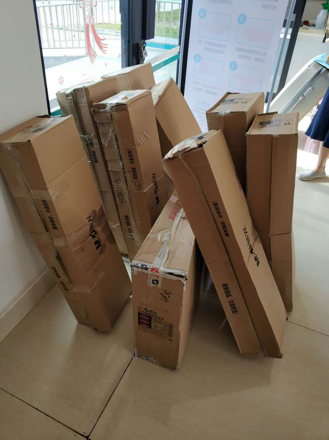 法学院开展走访学生宿舍工作,看望首批返校学子