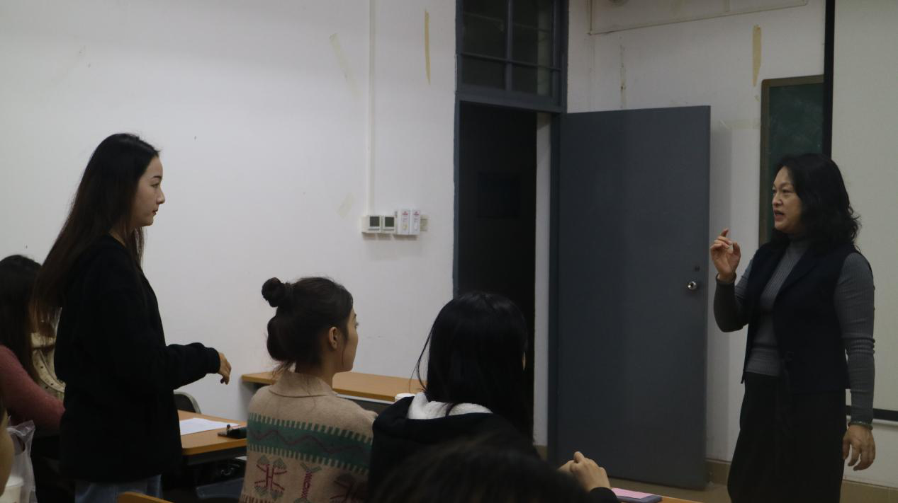 《语言――歌唱的灵魂》