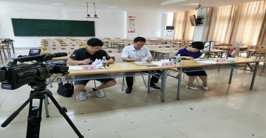 我院组织开展广播电视编导专业（中俄合作办学项目）毕业论文（设计）开题答辩工作