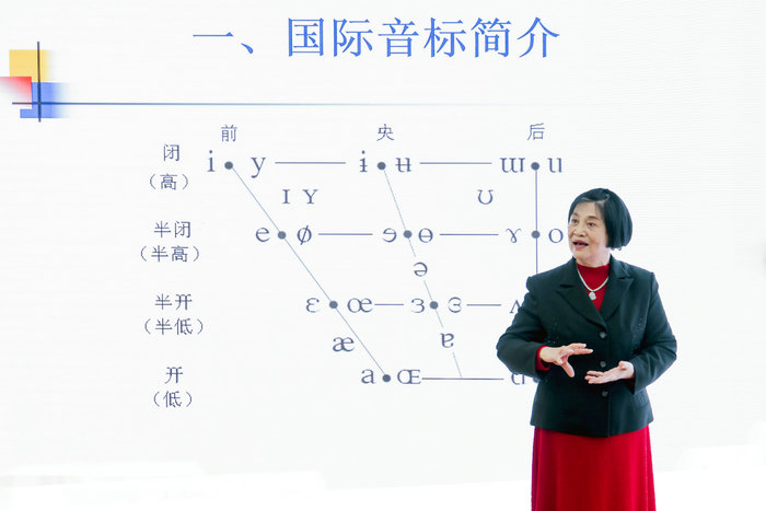 曾毓美教授讲学2.jpg