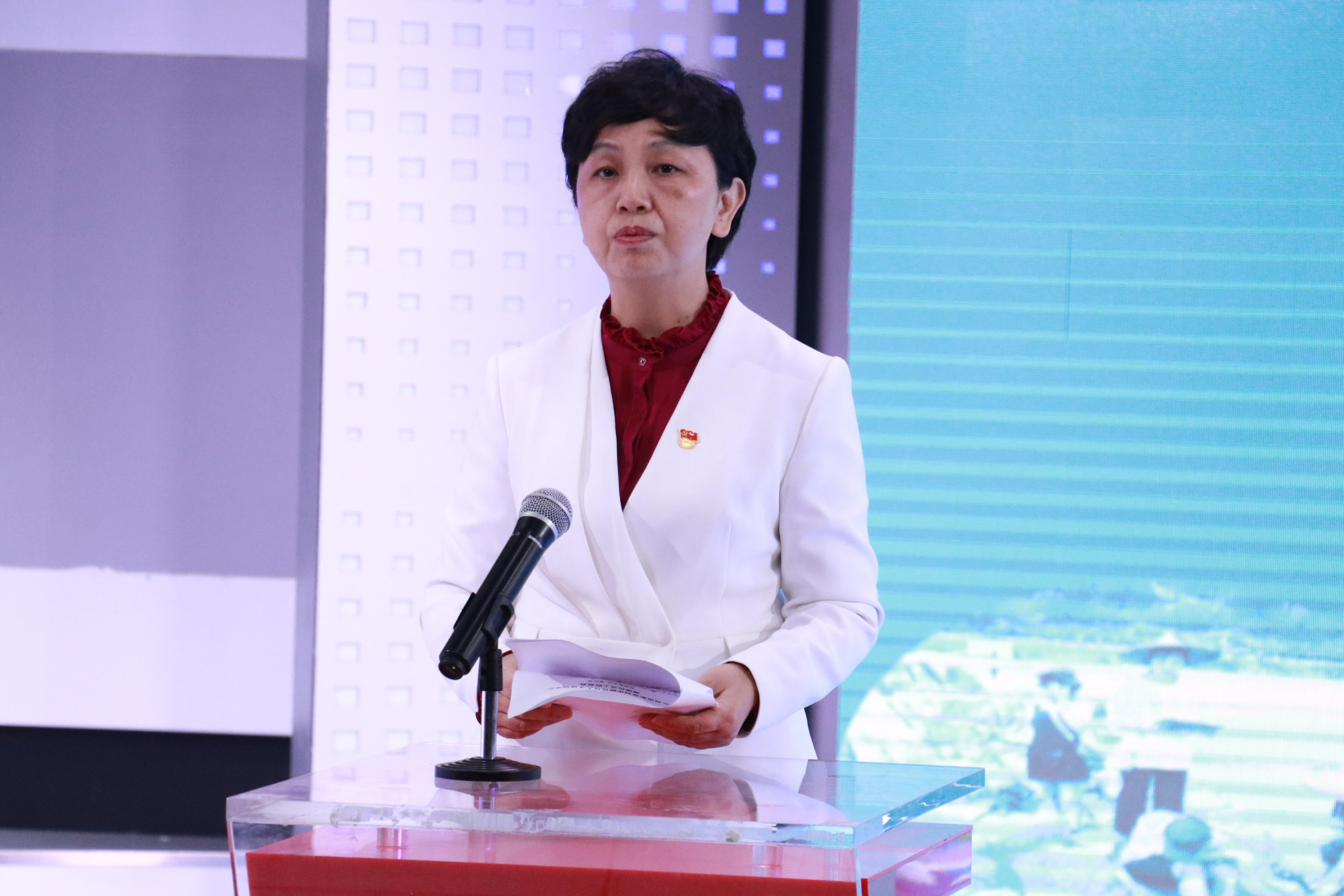 海南影视创作研究与人才培训中心揭牌仪式举行